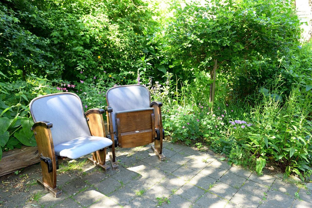Das Alte Kino In Barth - Das Gartenhaus ภายนอก รูปภาพ