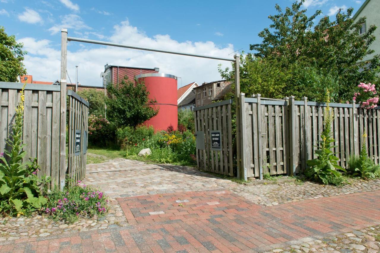 Das Alte Kino In Barth - Das Gartenhaus ภายนอก รูปภาพ